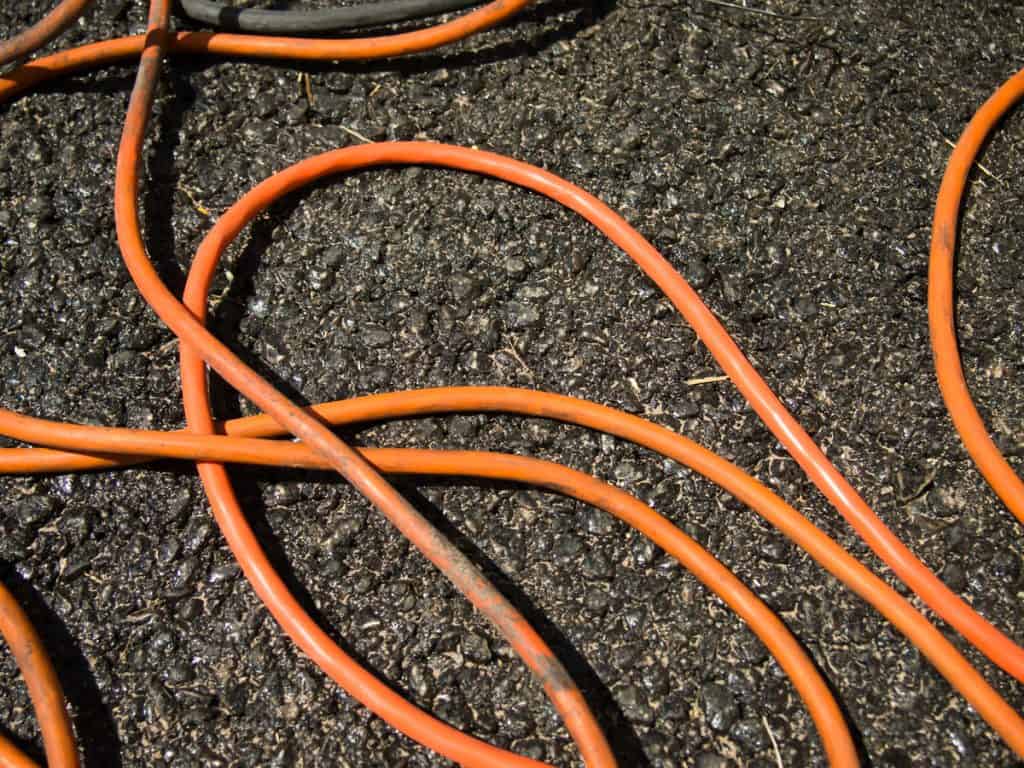 Can Extension Cords Be Left Outside? (Explained) TechPenny