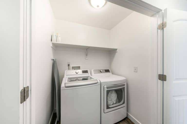 Should I Unplug Washer & Dryer When Not In Use? (Solved) TechPenny